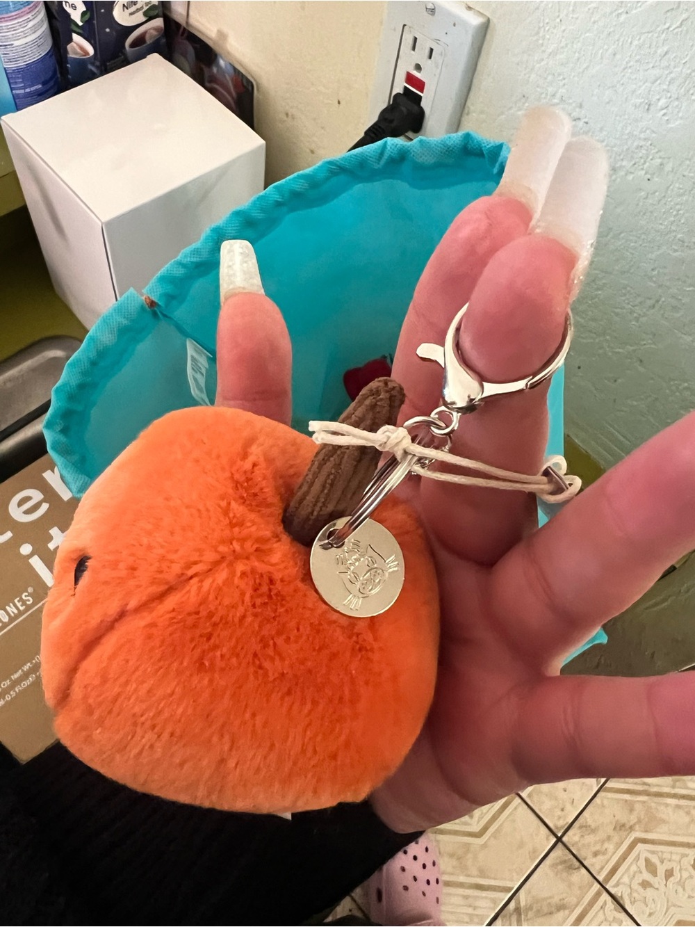 JACK O LANTERN PLUSH HALLOWEEN KEYCHAIN - Picture 2 of 6